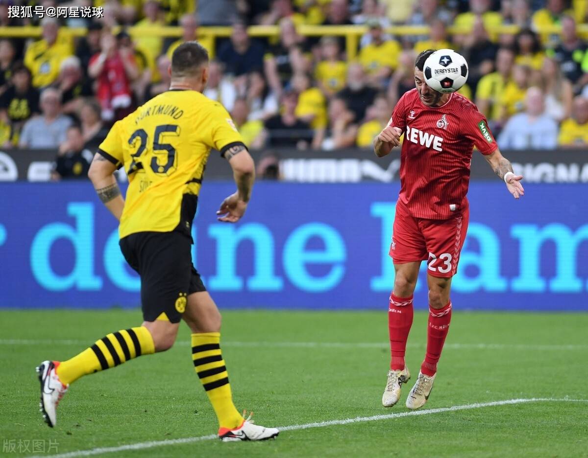 斯图加特与多特蒙德上演对决 斯图加特与多特蒙德上演对决