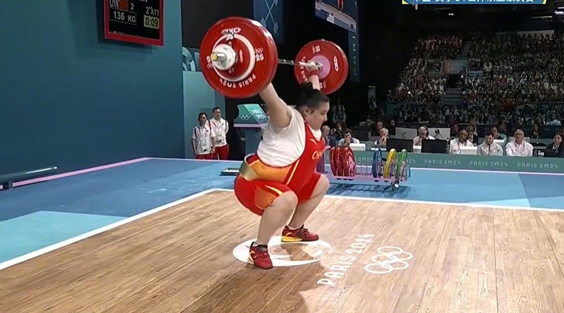 举重女子半决赛选手挑战极限的简单介绍 举重女子半决赛选手挑战极限的简单介绍