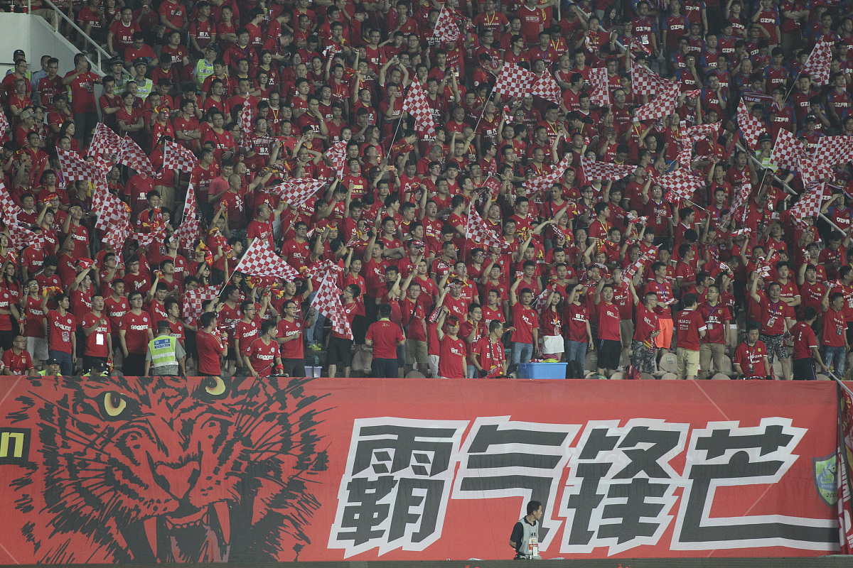 开云APP-恒大主场大捷，展现出豪华进攻