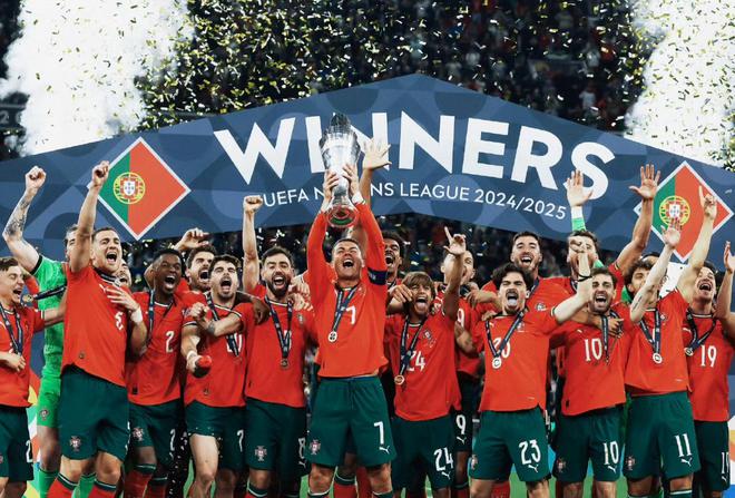 葡萄牙足球:波尔图队联赛保持不败 葡萄牙足球:波尔图队联赛保持不败