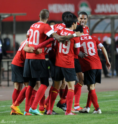 关于大连人客场不敌河南建业,遭遇两连败的信息 关于大连人客场不敌河南建业,遭遇两连败的信息