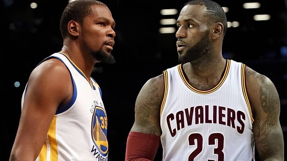 利兹防守策略未见成效,遭遇会师单挑 利兹防守策略未见成效,遭遇会师单挑