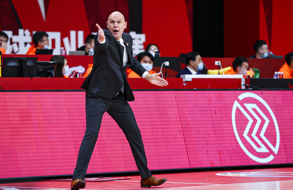 开云体育中国-包含战绩跌跌不休，让教练组头疼不已的词条