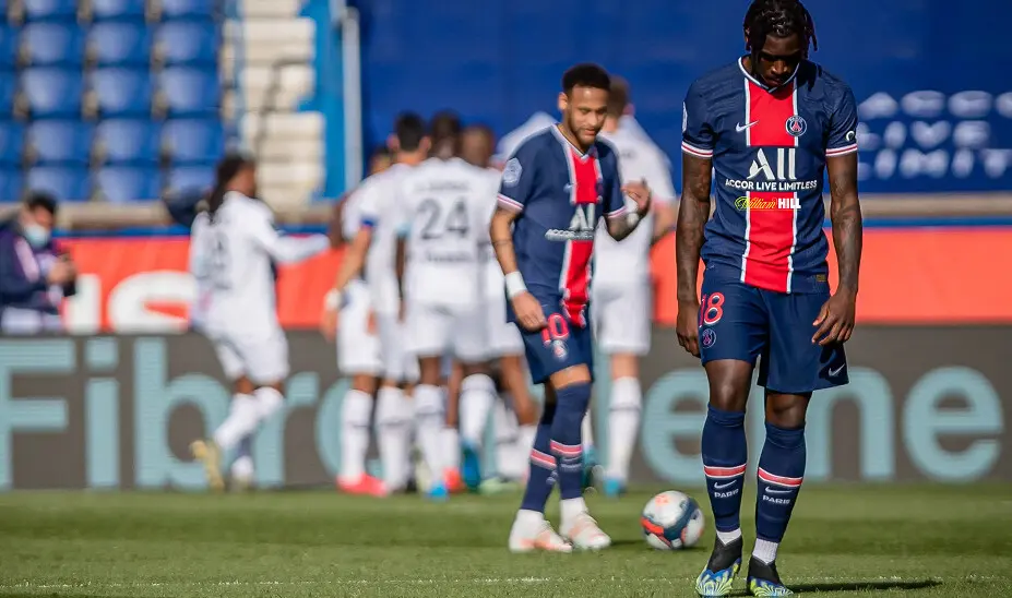 安格斯客场抢分，法甲联赛排名稳定上升