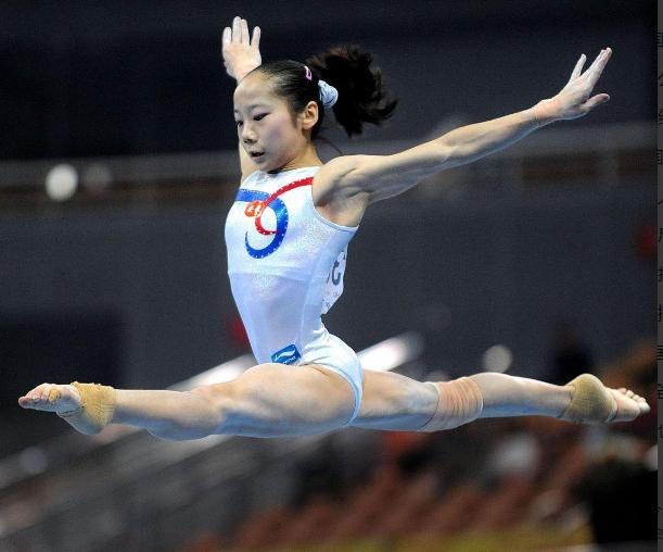 女子体操项目中泰国选手表现亮眼 女子体操项目中泰国选手表现亮眼