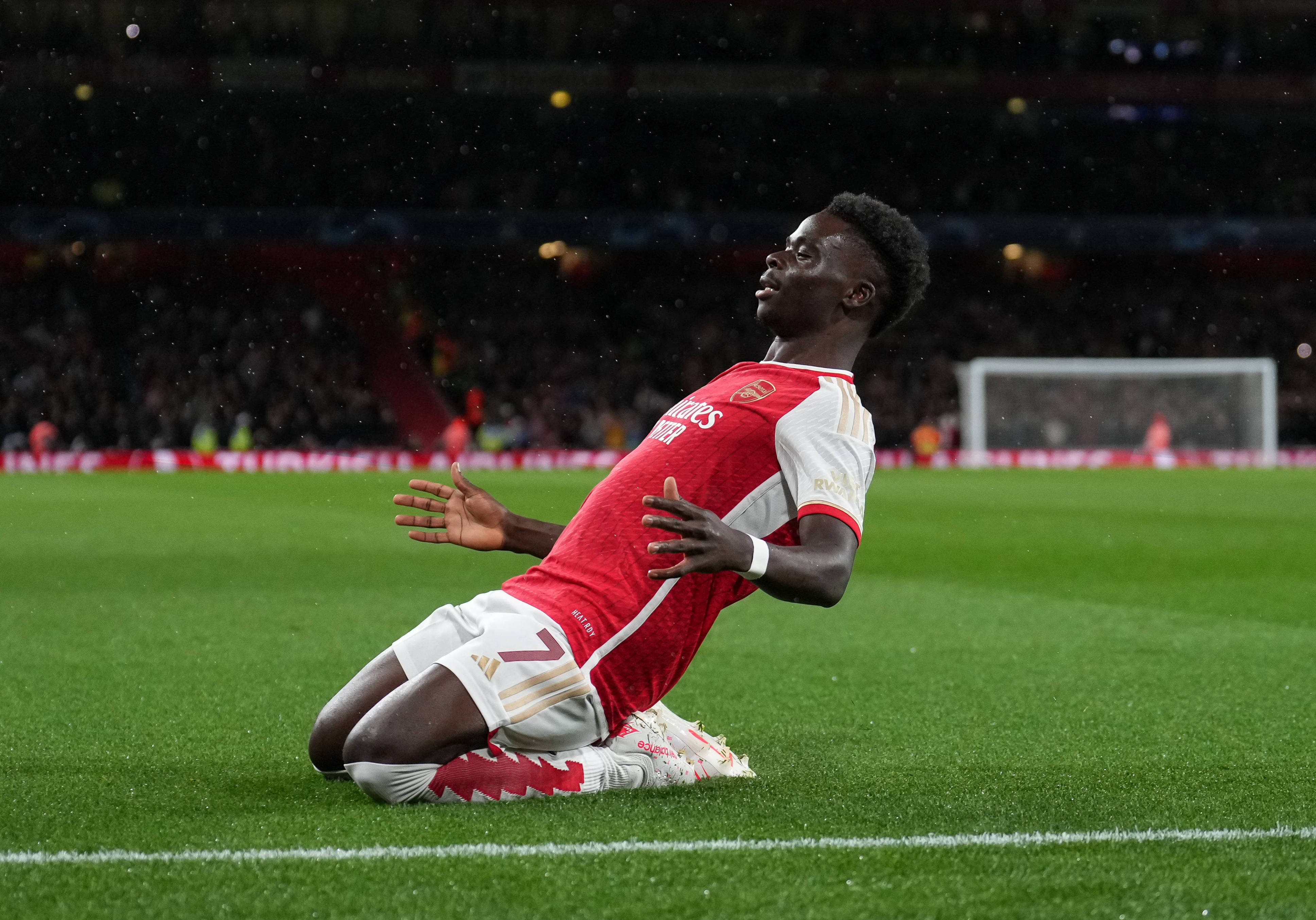 阿森纳客胜维拉,坚定英超前四位置的简单介绍 阿森纳客胜维拉,坚定英超前四位置的简单介绍