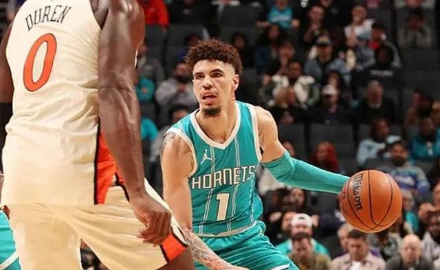 新晋球星崭露头角，为比赛增添亮点