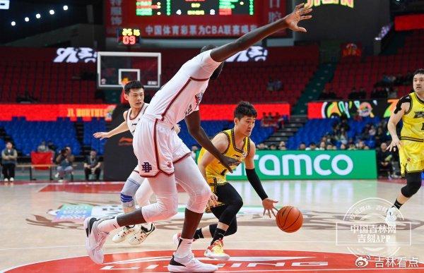 吉林东北虎胜京城队 吉林东北虎胜京城队