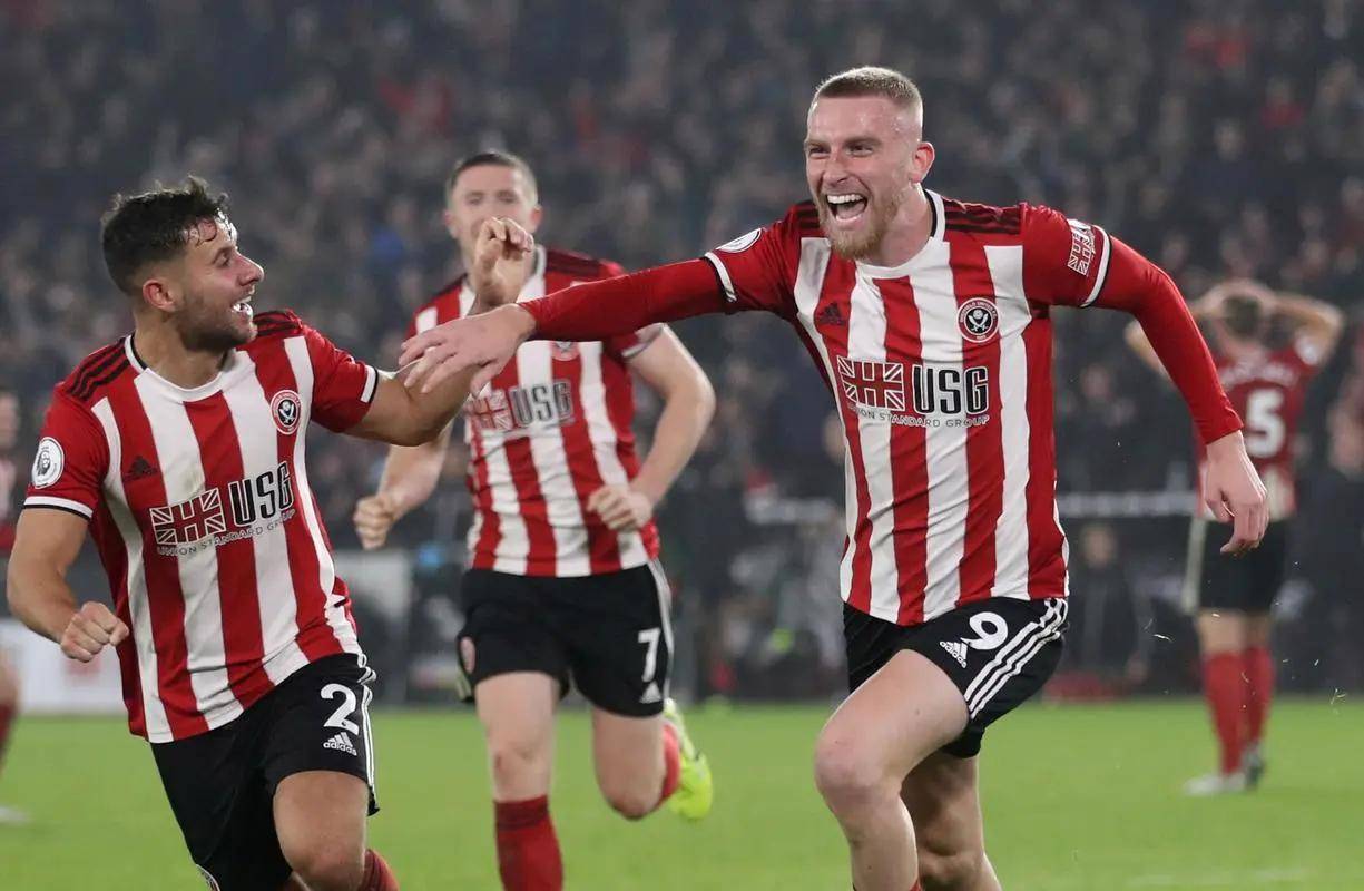 利兹联主场大胜,继续领跑积分榜的简单介绍 利兹联主场大胜,继续领跑积分榜的简单介绍