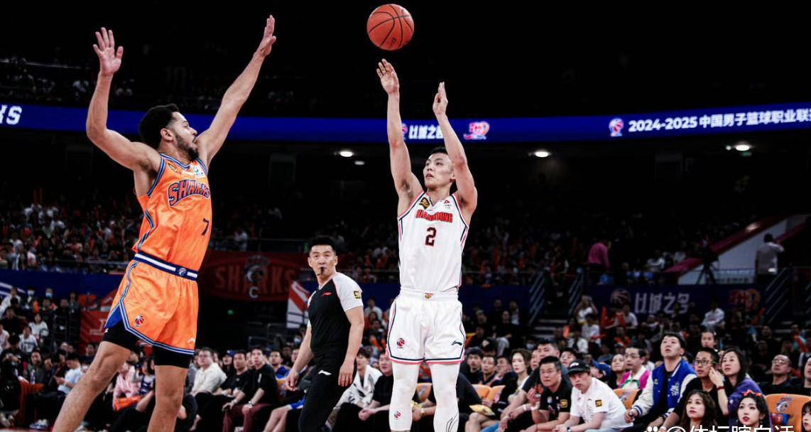 广东宏远遭遇惨败,寻找反击 广东宏远遭遇惨败,寻找反击