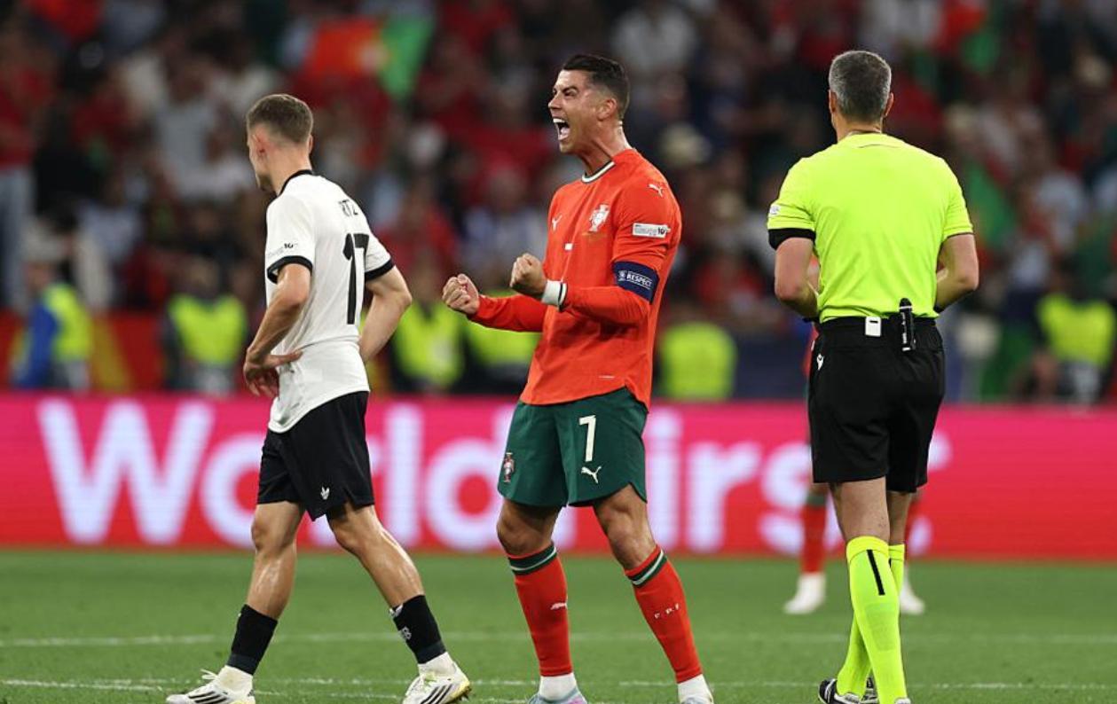 葡萄牙迎战爱沙尼亚,卡瓦哈尔突破传中助攻攻破球门! 葡萄牙迎战爱沙尼亚,卡瓦哈尔突破传中助攻攻破球门!