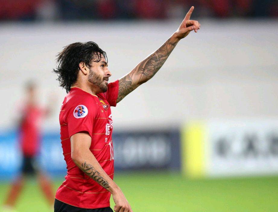 水原三星领先小组,晋级形势稳定 水原三星领先小组,晋级形势稳定