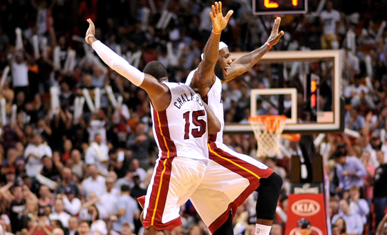 开云下载-包含老鹰全队发威，胜骑士取得四连胜的词条