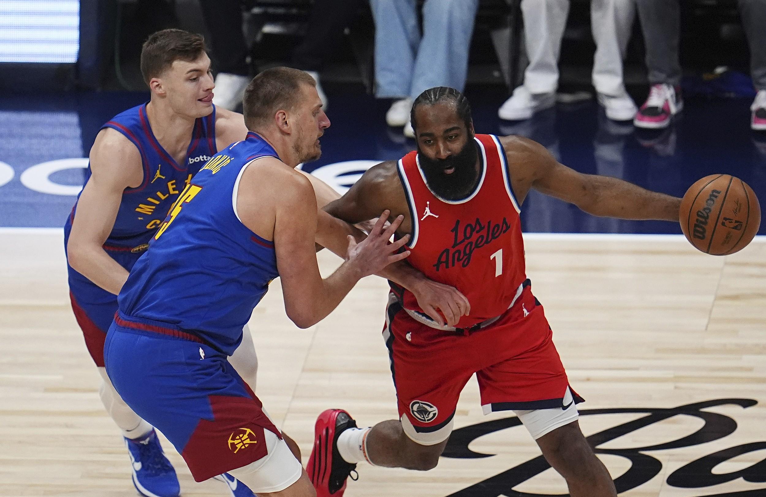 步行者击败黄蜂,取得两连胜 步行者击败黄蜂,取得两连胜