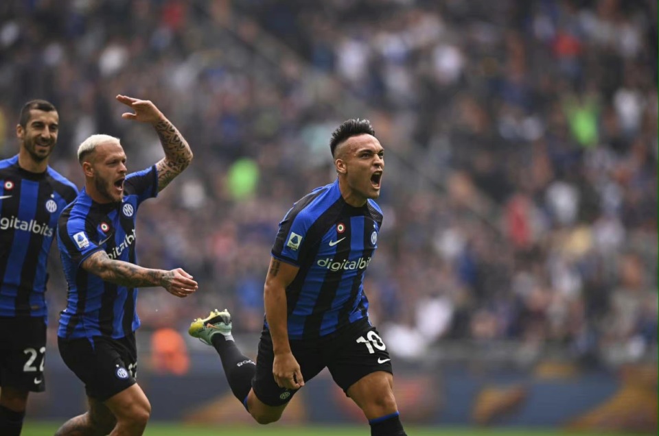 国际米兰首发名单：卢卡库携手桑切斯出战