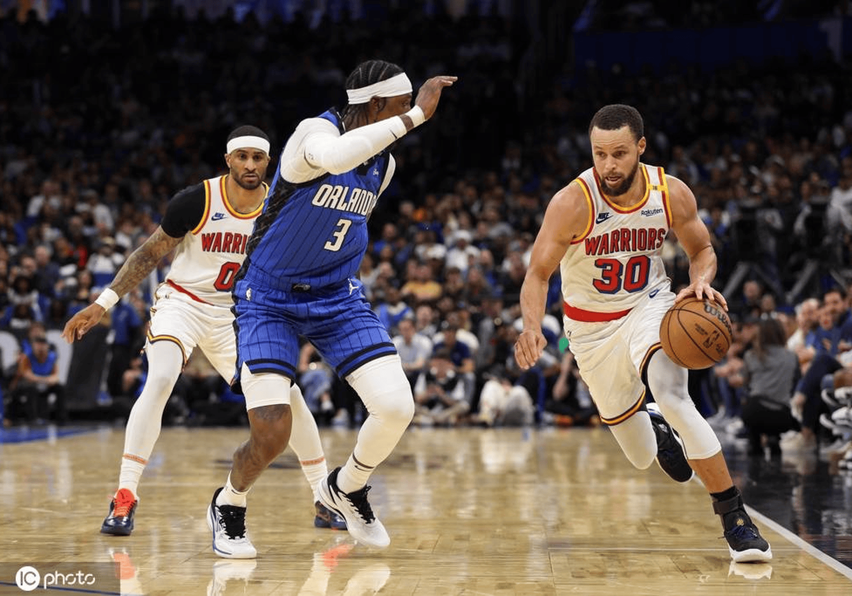 勇士双加时擒开拓者,库里砍下47分 勇士双加时擒开拓者,库里砍下47分